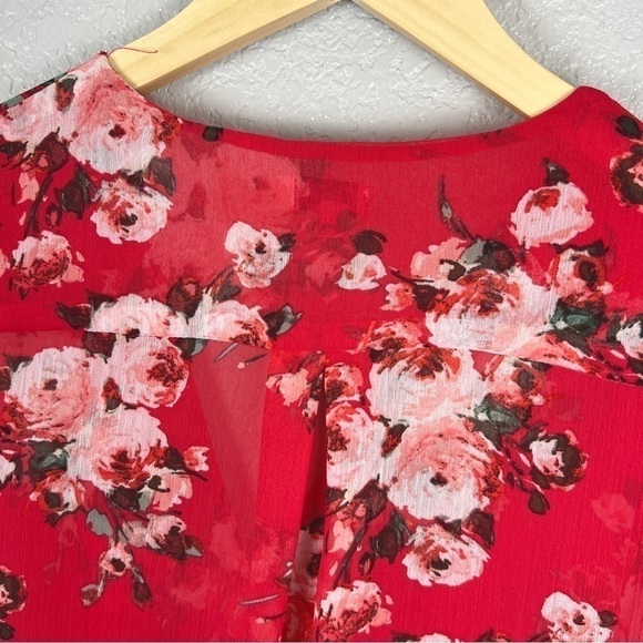 Kut from the Kloth NWOT Jenalee Surplice Blouse, Red M - Floral, Faux Wrap - Picture 9 of 11
